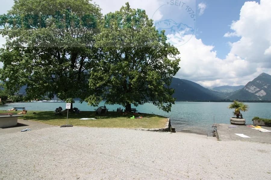 Haus mit zwei 2-Zimmer-Wohnungen mit Airbnb Vermietung