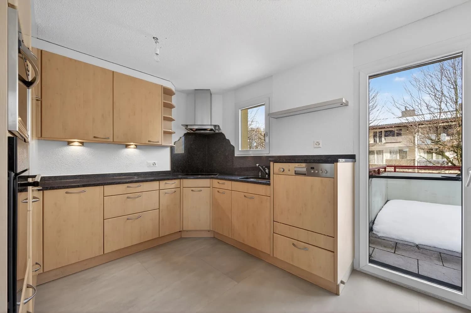 Familienidylle in Reichenburg SZ-ruhig, zentral und mit Bergblick