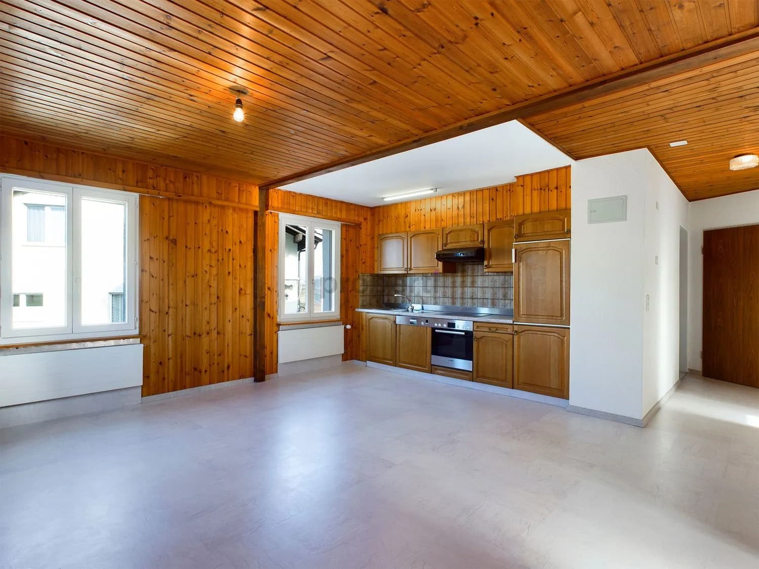 CHARMANT AN ZENTRALER UND RUHIGER LAGE