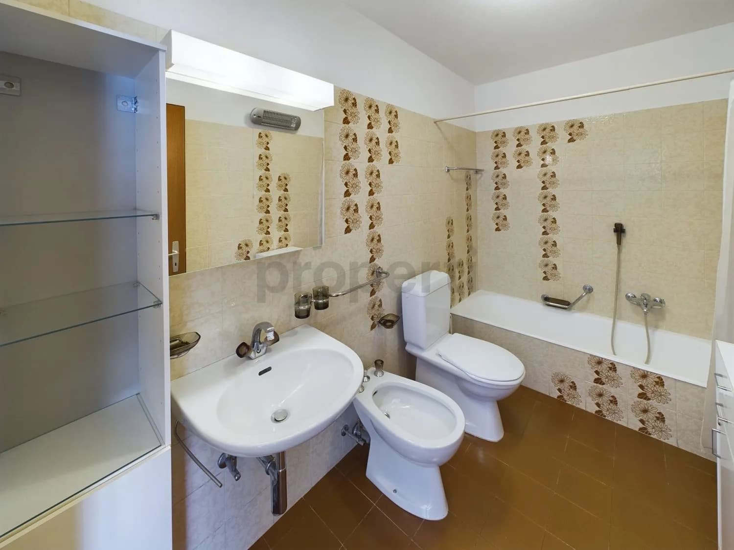 Luminoso appartamento 2,5 in posizione strategica a Mendrisio