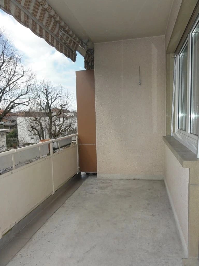 3 Gehminuten bis zur Tramhaltestelle Burgernziel