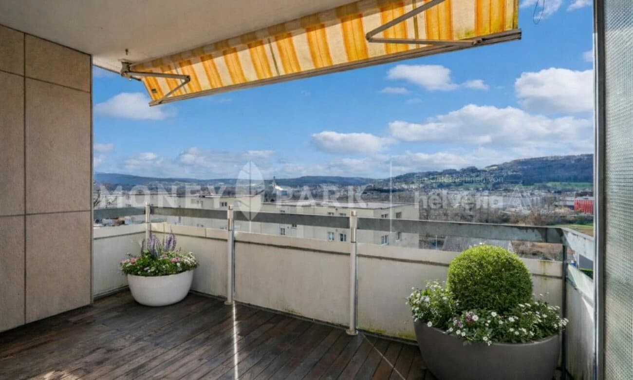 Helle 4-Zimmer-Wohnung mit Weitsicht und sonnigem Balkon