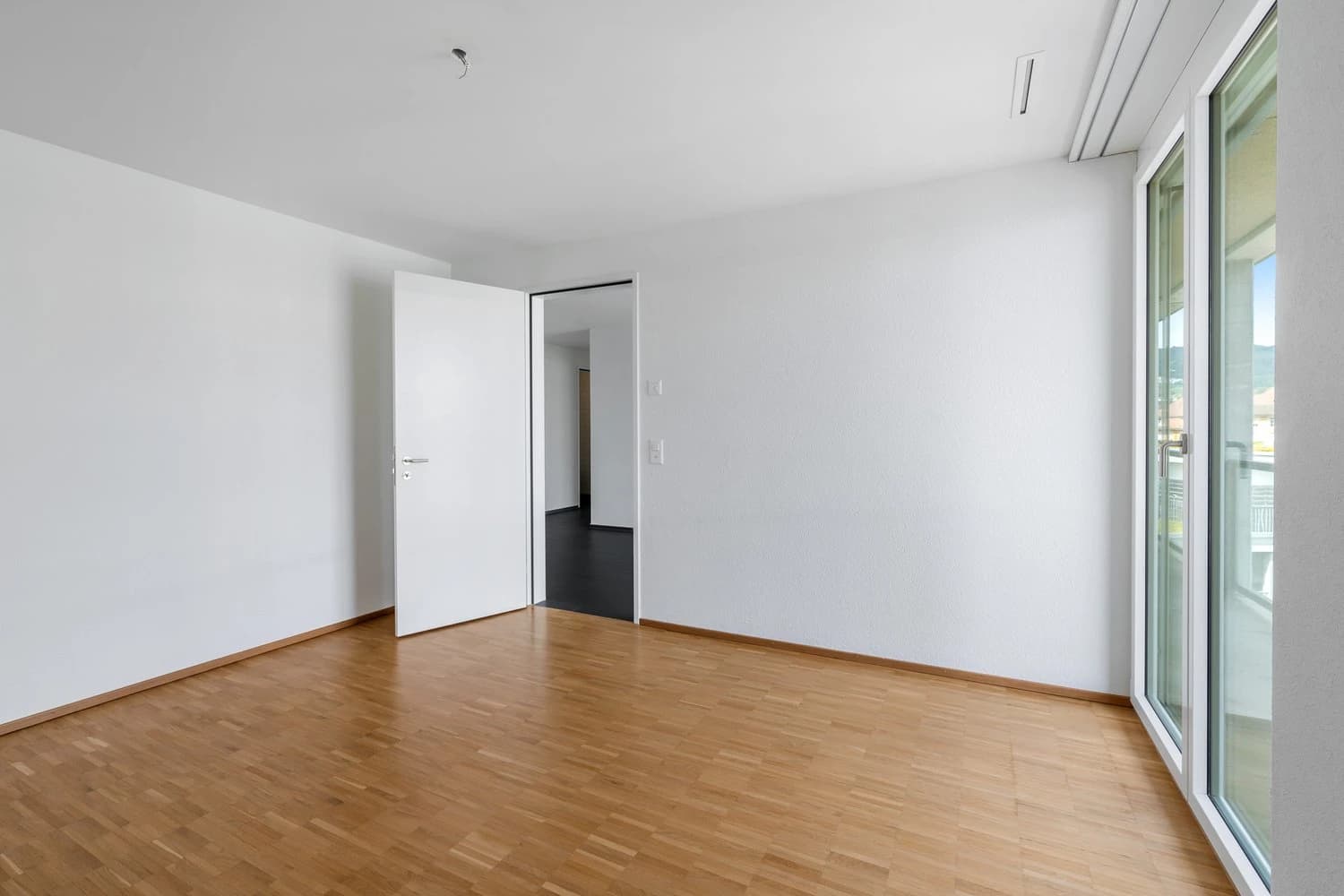 Zentral, modern, grosszügig - TRIO Dietikon!