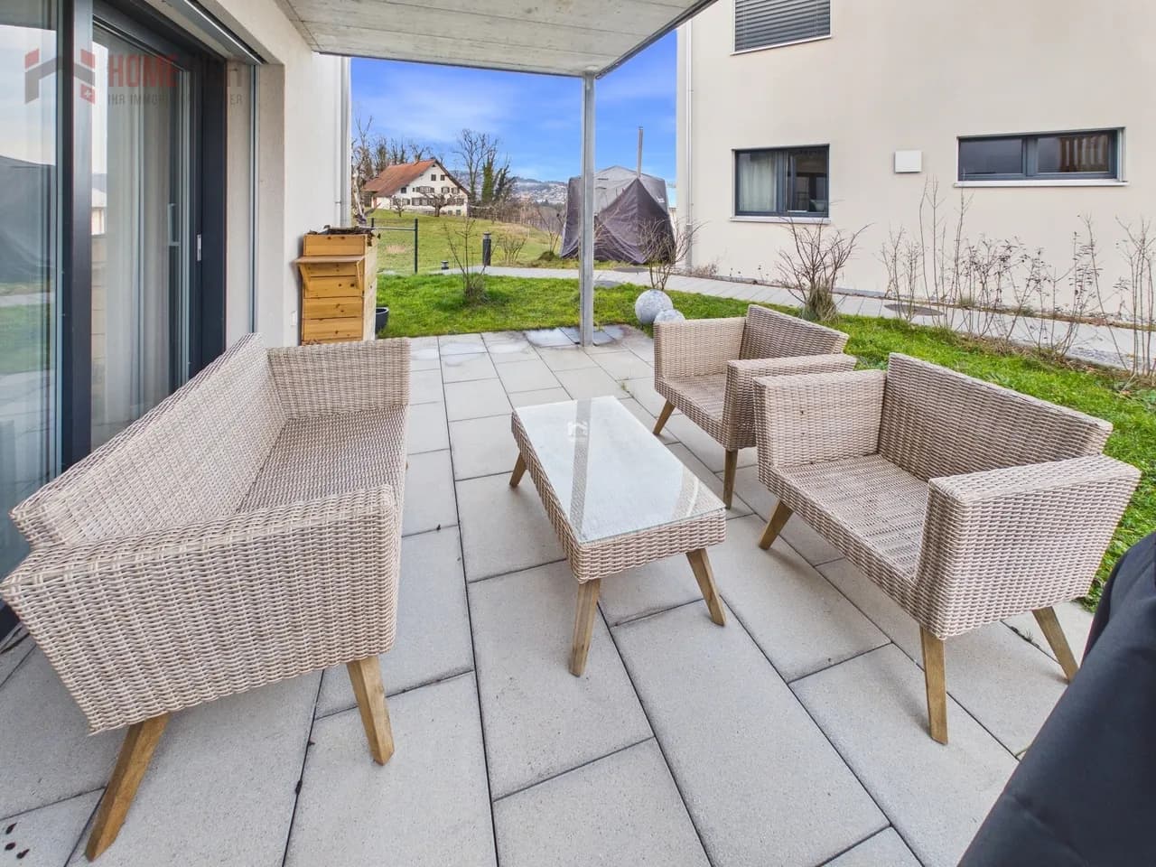 Exklusive 3.5-Zimmer-Gartenwohnung mit beheiztem Hobbyraum