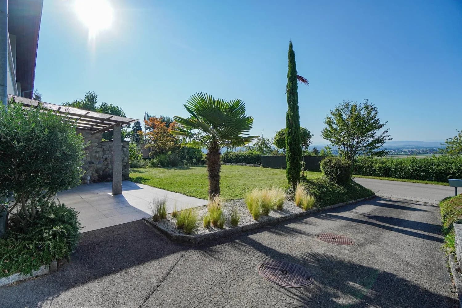 GROSSZÜGIG LEBEN MIT BLICK AUFS SEELAND