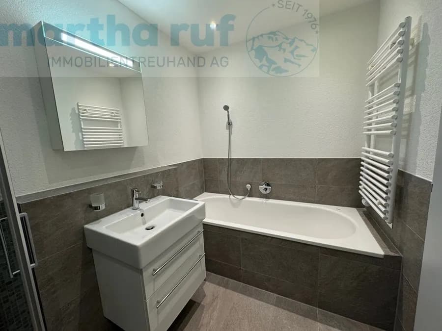 3.5-Zimmer-Wohnung nahe Höhenmatte & Bahnhof West