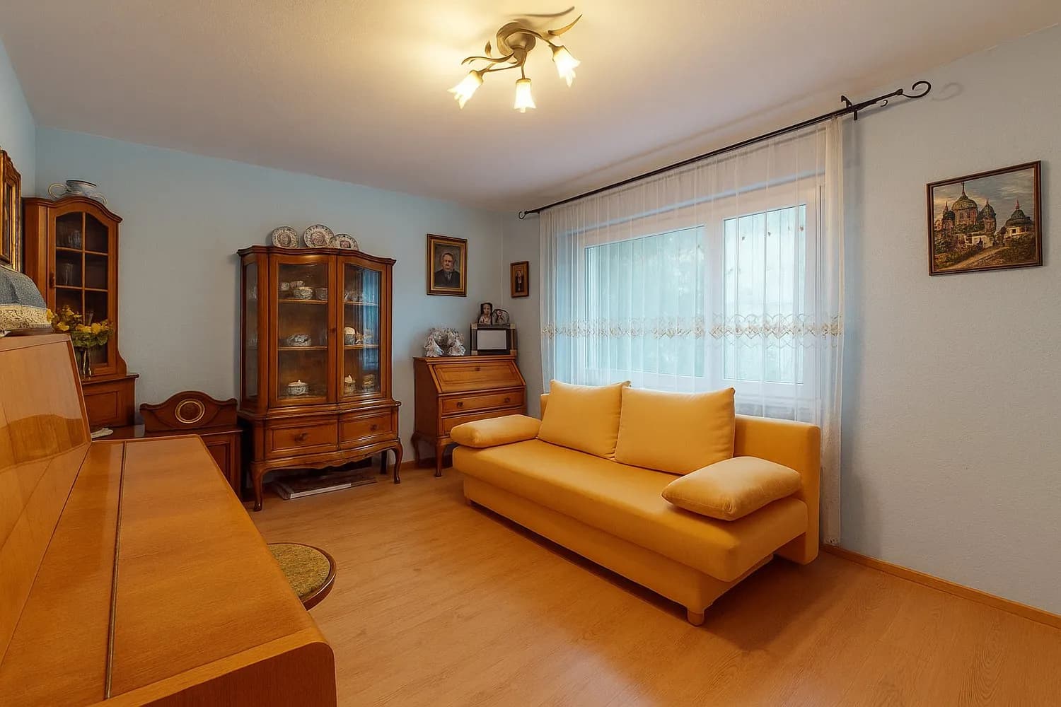 Attraktives 7.5 Einfamilienhaus mit grossem Grundstück mit Neubaupotential