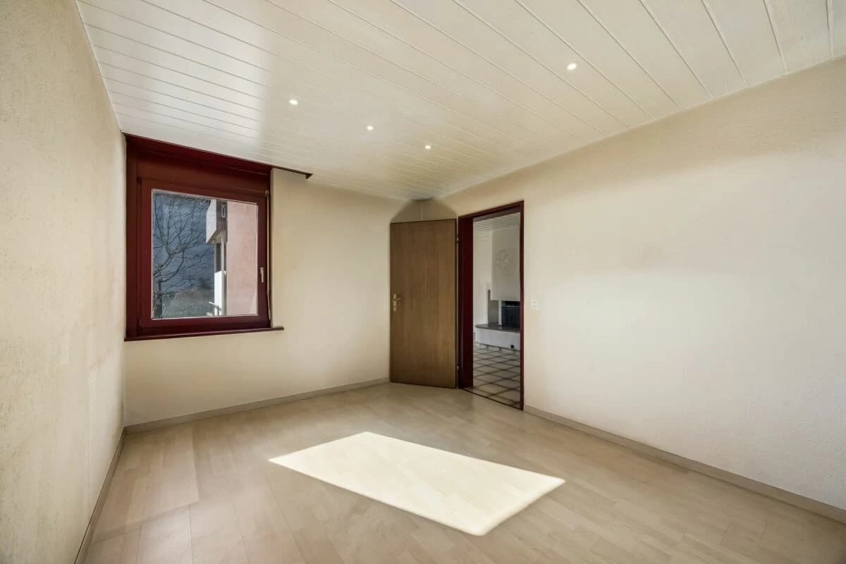 4.5-Zimmer-Wohnung mit Balkon und Cheminée in Seenähe