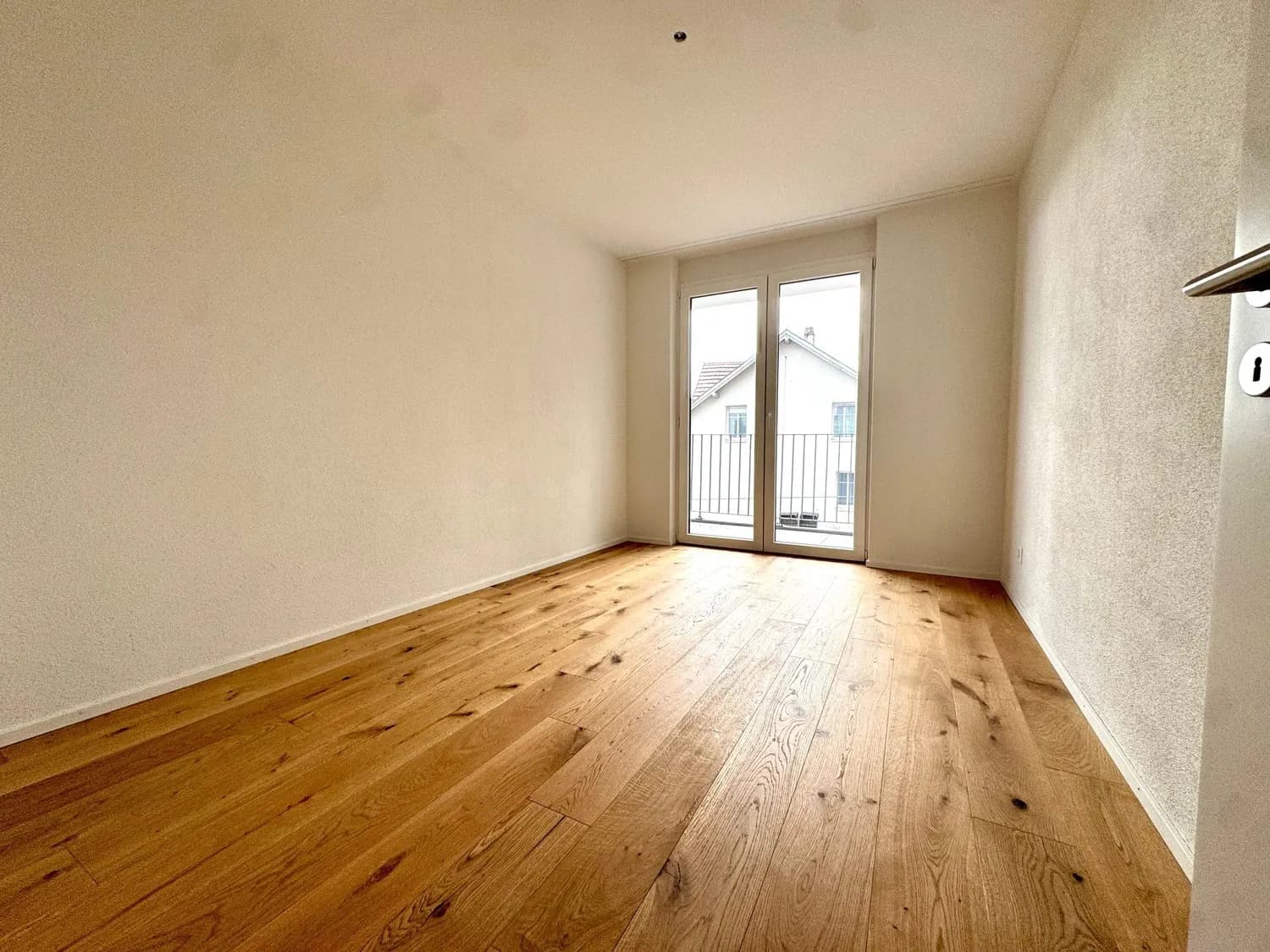 Neubau 3.5-Zi.-Wohnung mit Balkon in Oberbuchsiten mieten