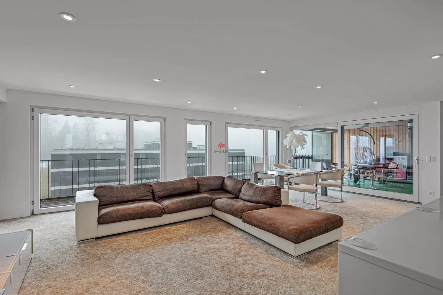 Attika-Wohnerlebnis mit 80 m² Terrasse