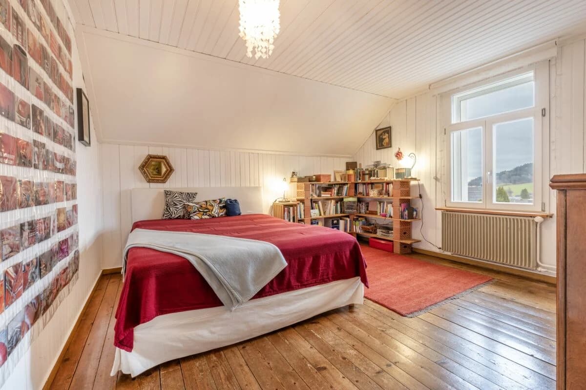 Historisches Juwel: 7-Zimmer-Einfamilienhaus mit vielseitigem Raumangebot