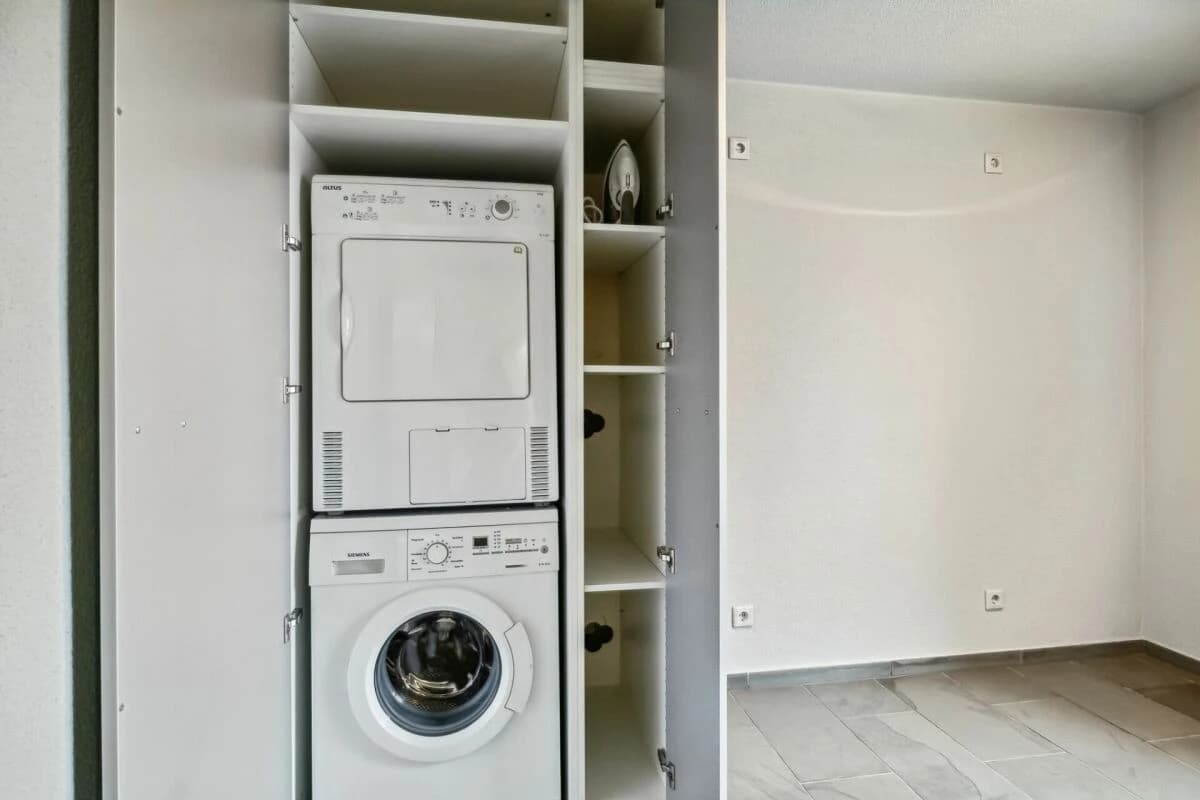 Vielseitig nutzbare Wohn- und Geschäftsliegenschaft in Bolligen