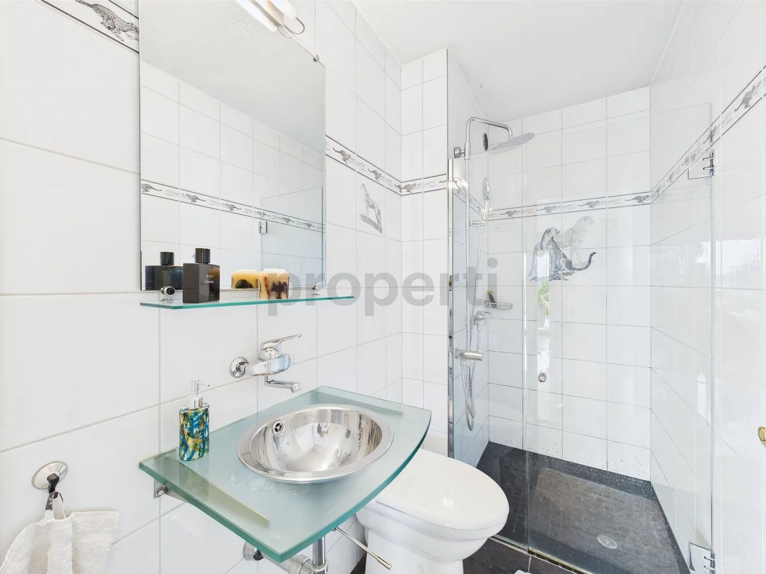 Einzigartiges Reiheneckhaus in Herrenschwanden mit toller Aussicht