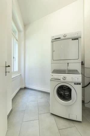 Wunderschöne Altbauwohnung im Herzen Oerlikons