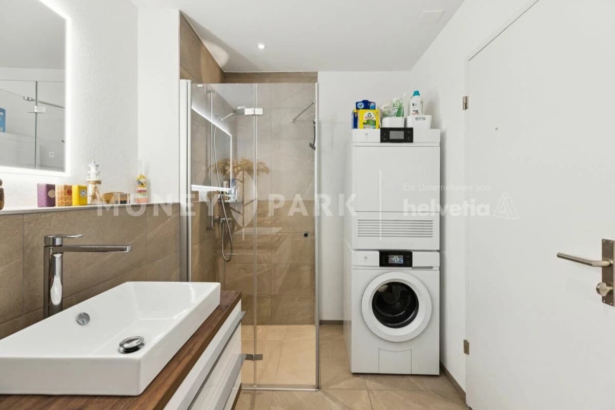 Moderne 4.5-Zimmer-Wohnung im Erdgeschoss