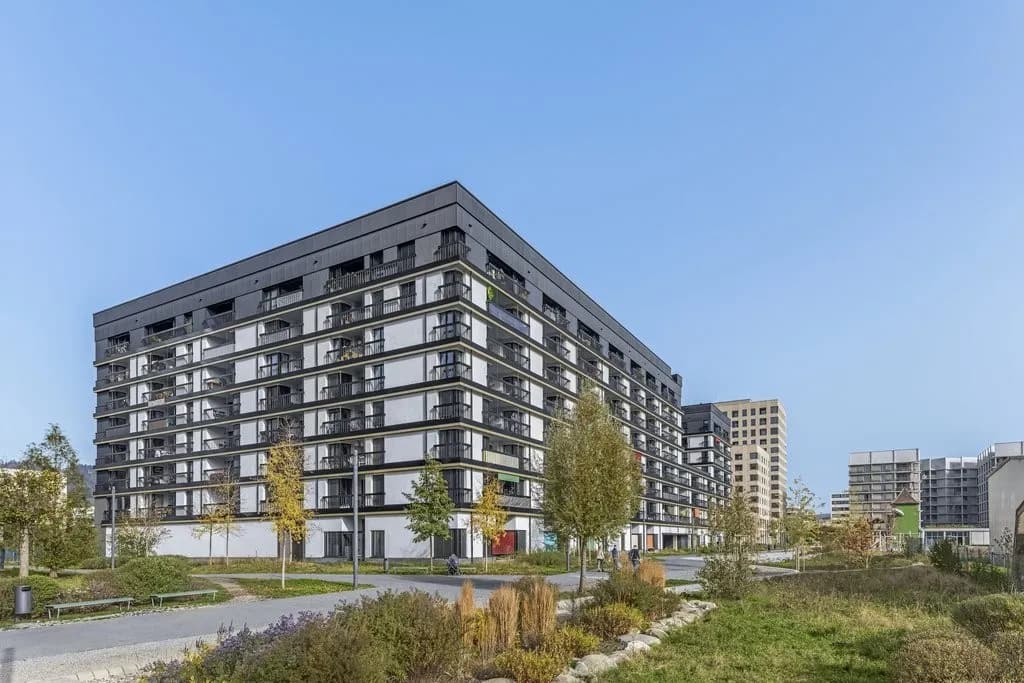 Unvergessliche Momente in Ihrer Traumwohnung mit Pool auf dem Dach!