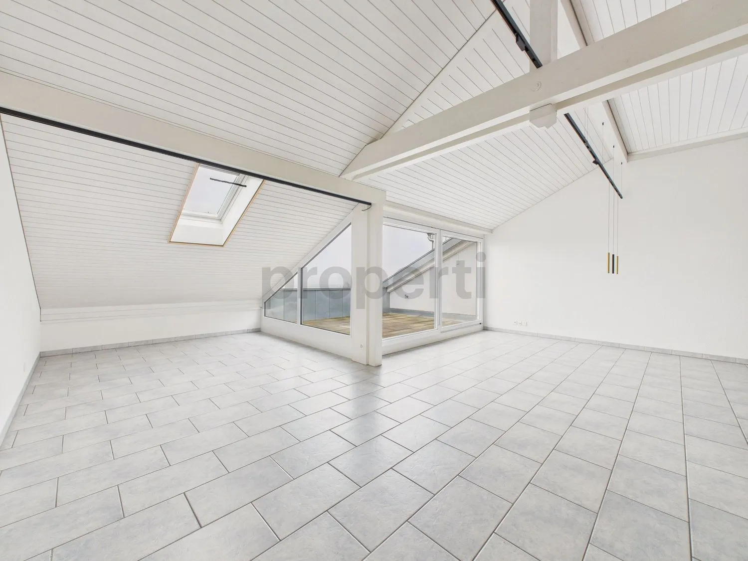 Stilvolle 4.5-Zimmer-Dachgeschosswohnung mit Weitsicht