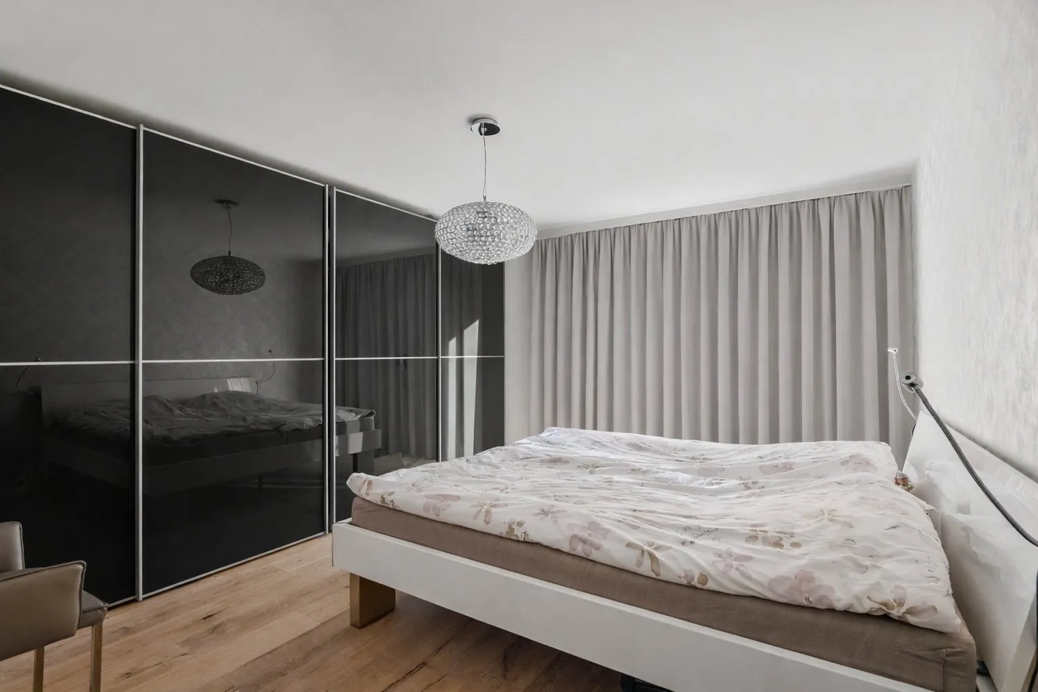 MODERNE WOHNUNG IN BEATENBERG MIT PANORAMAAUSSICHT