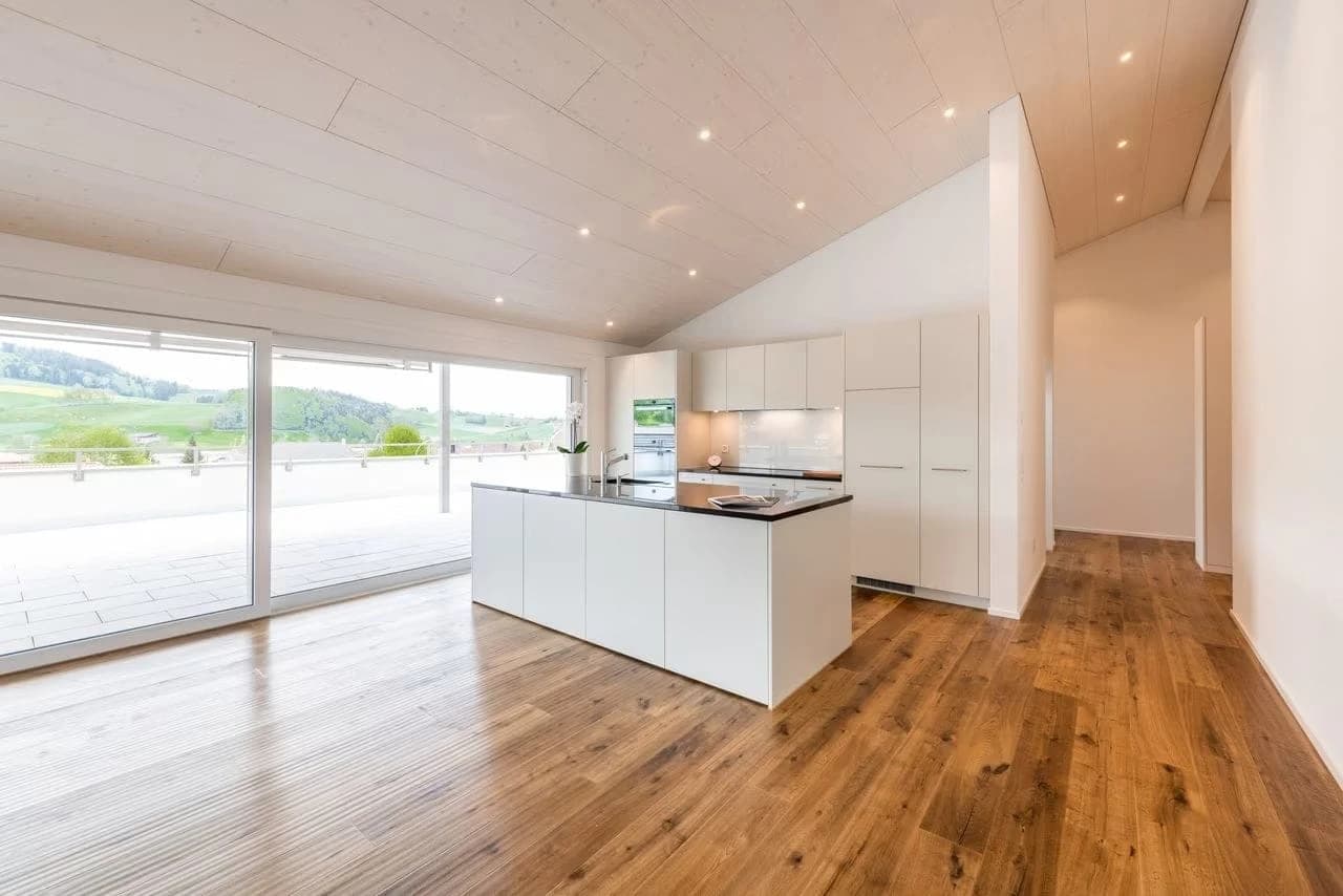 Attika-Highlight mit 100 m² Sonnenterrasse