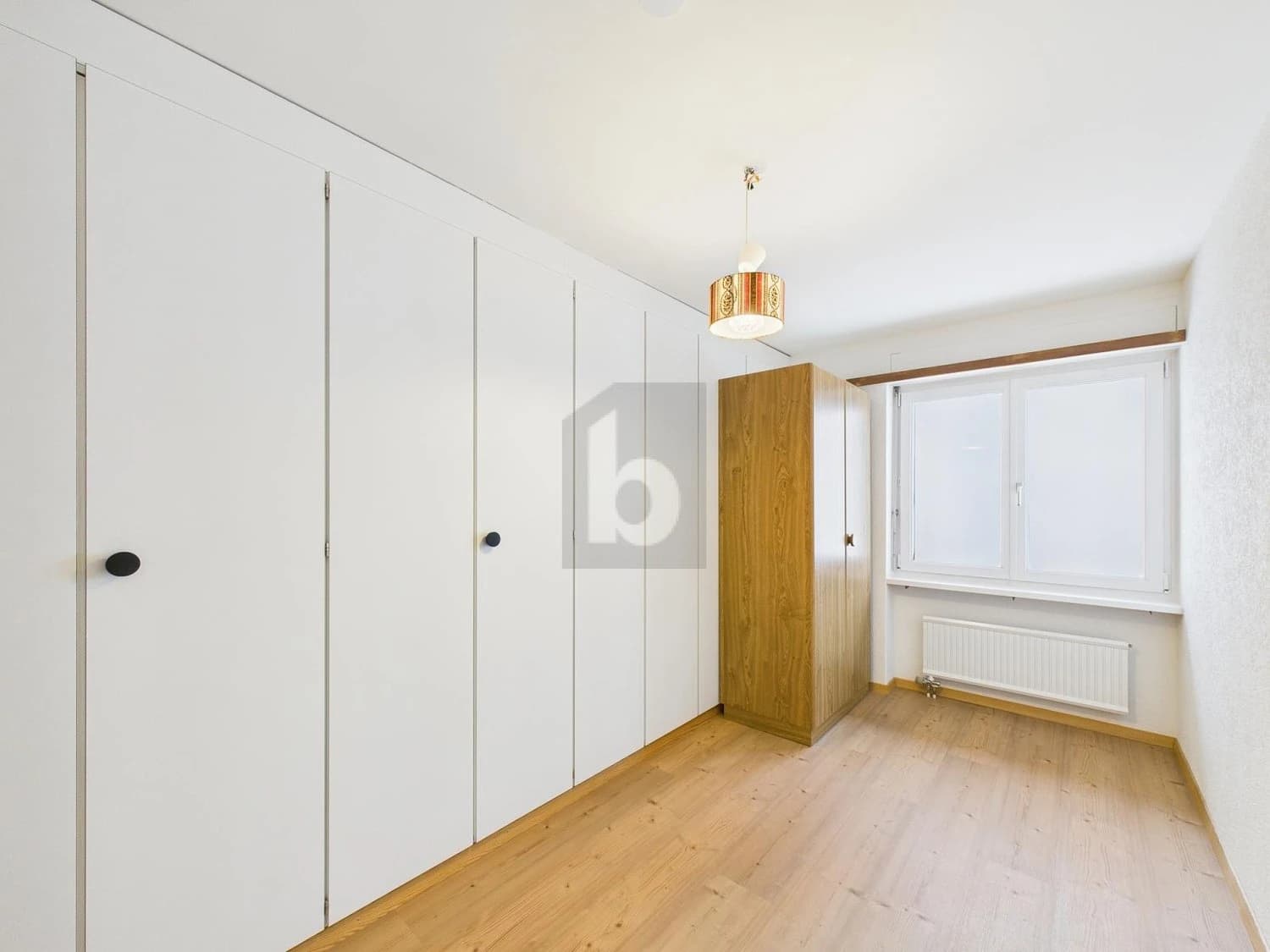 WEITBLICK IN DIE BERGE UND INS SKIGEBIET