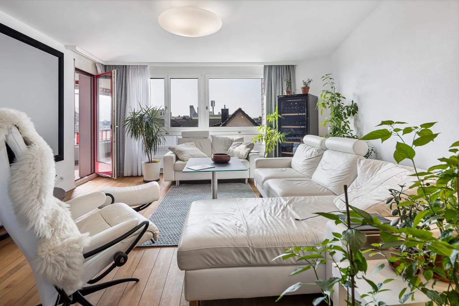 Zentrale Lage mit Weitsicht und hochwertiger Ausstattung