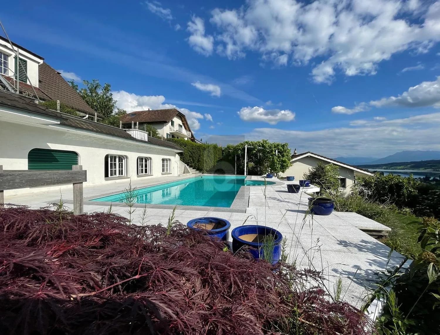 AN BESTER LAGE MIT POOL UND PANORAMASICHT!