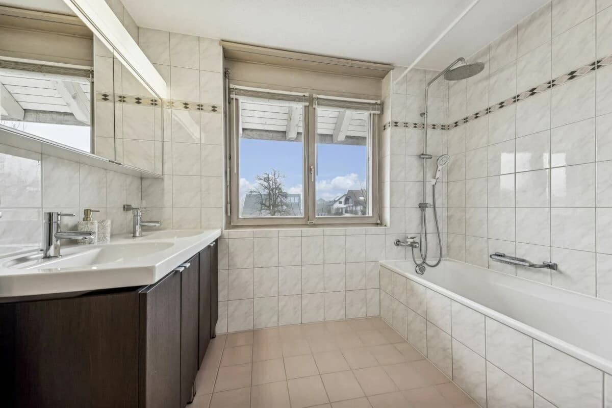 Gepflegtes Reiheneckhaus in ruhigem Familienquartier