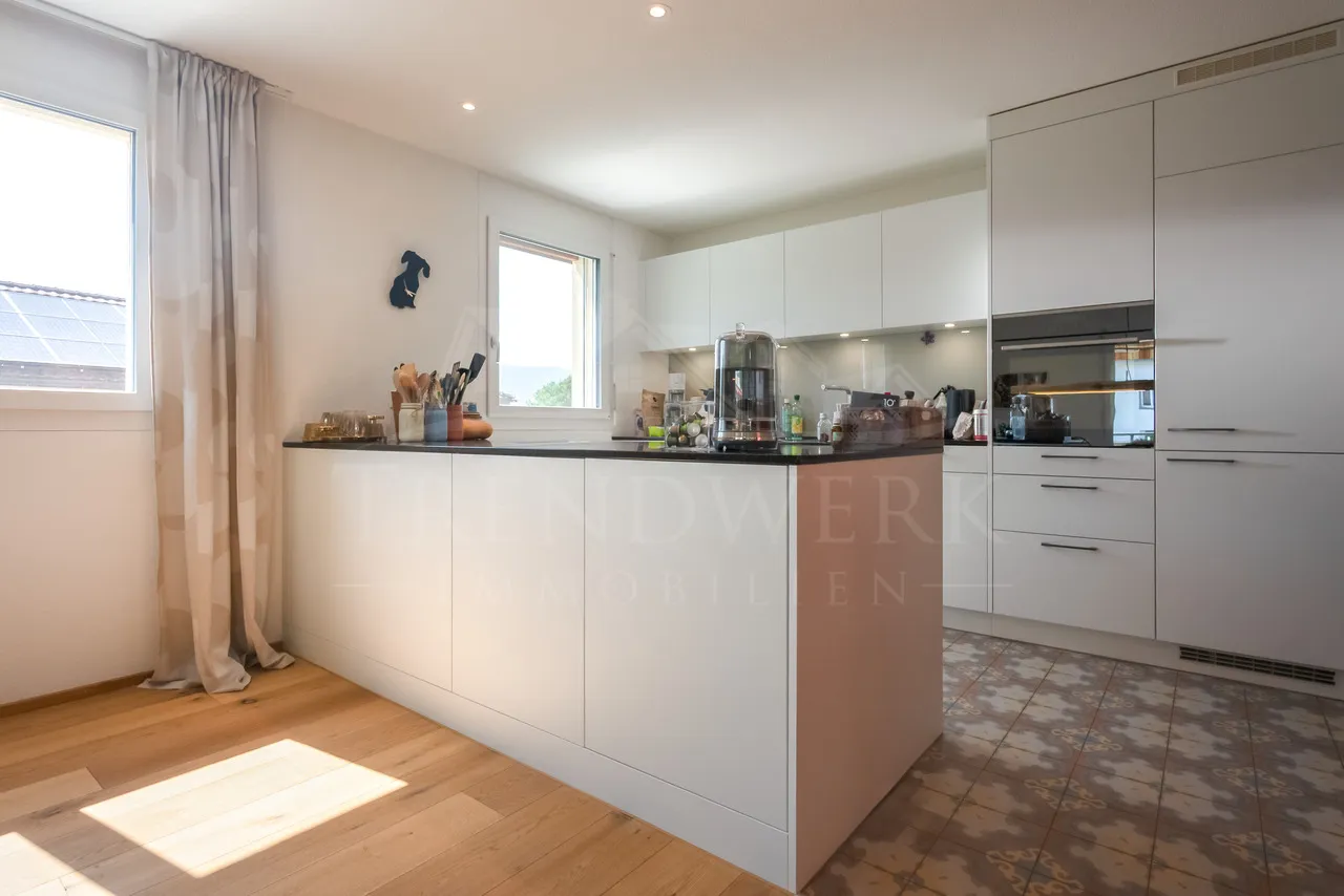 Moderne 4.5-Zimmer-Eigentumswohnung in Leuzigen