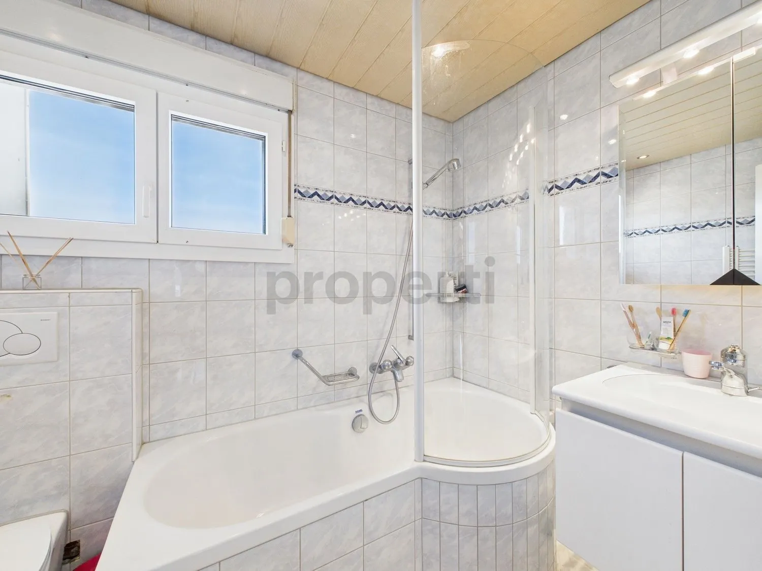 Modernes 4.5-Zimmer-Reihenhaus mit Garten in Büsserach