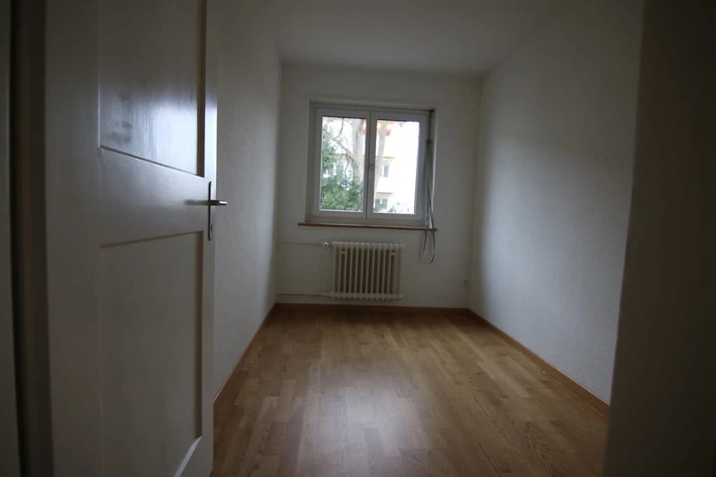 Schöne 3.5-Zimmerwohnung beim Letzigrundstadion zu vermieten