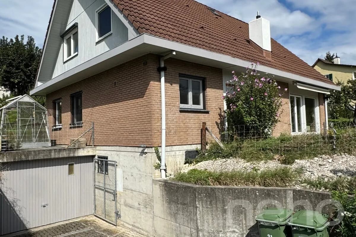 Charmantes Einfamilienhaus mit Gartenidylle und viel Platz in Magden