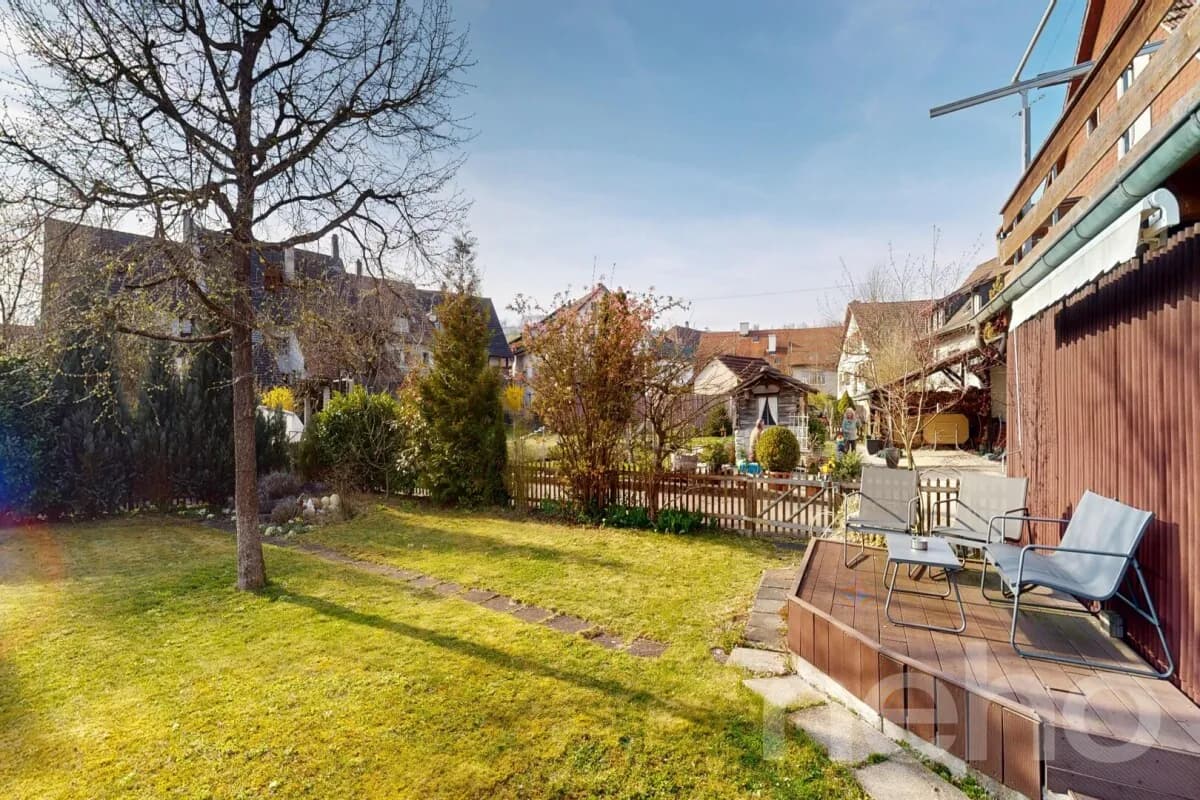 Grosszügiges Wohnen mit Terrasse, Garten und viel Komfort