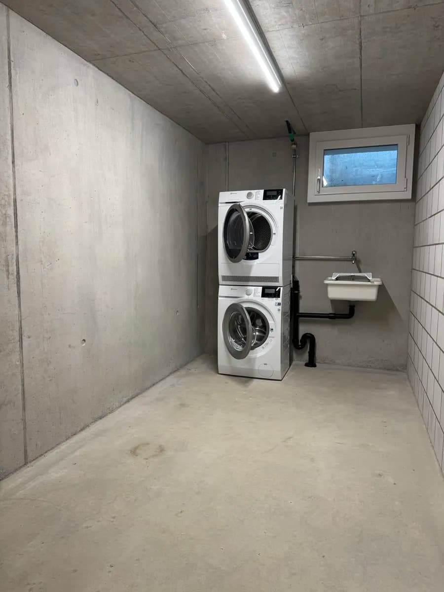 Moderne 3.5 Zimmer Wohnung mit Gartenanteil!