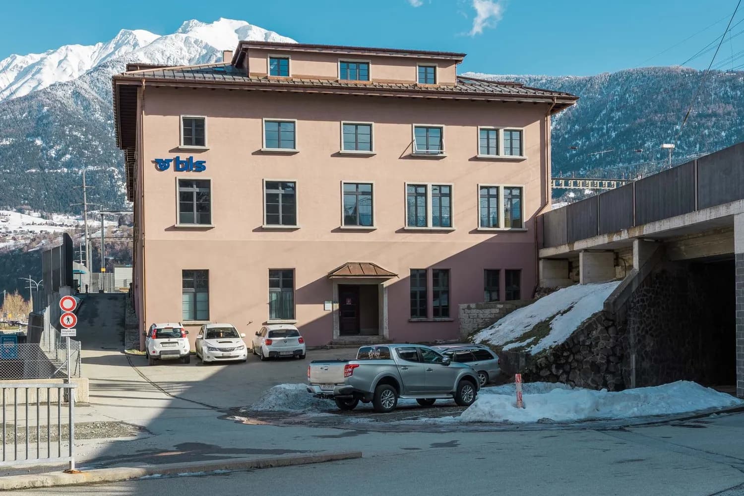 Grosszügig Wohnen mit exklusivem Ausbau!