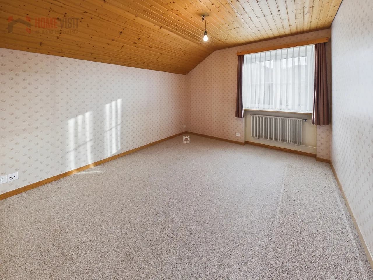 EFH mit Wintergarten und herrlicher Talsicht im Grünen