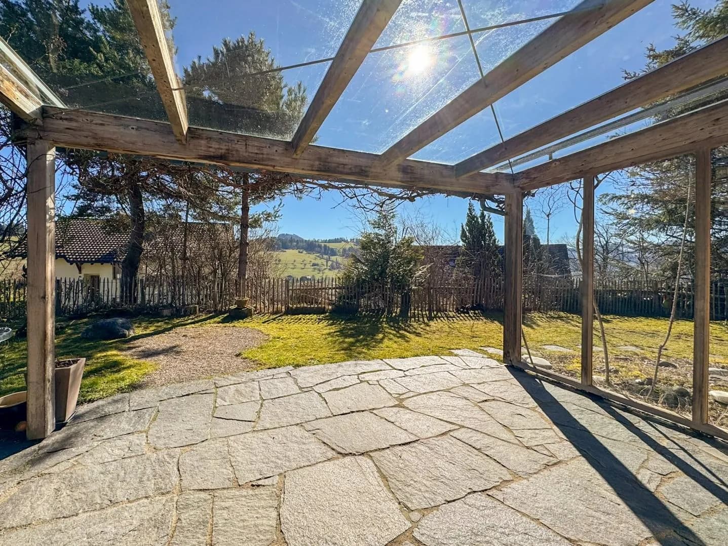 Sonniges Wohnparadies mit grossem Naturgarten