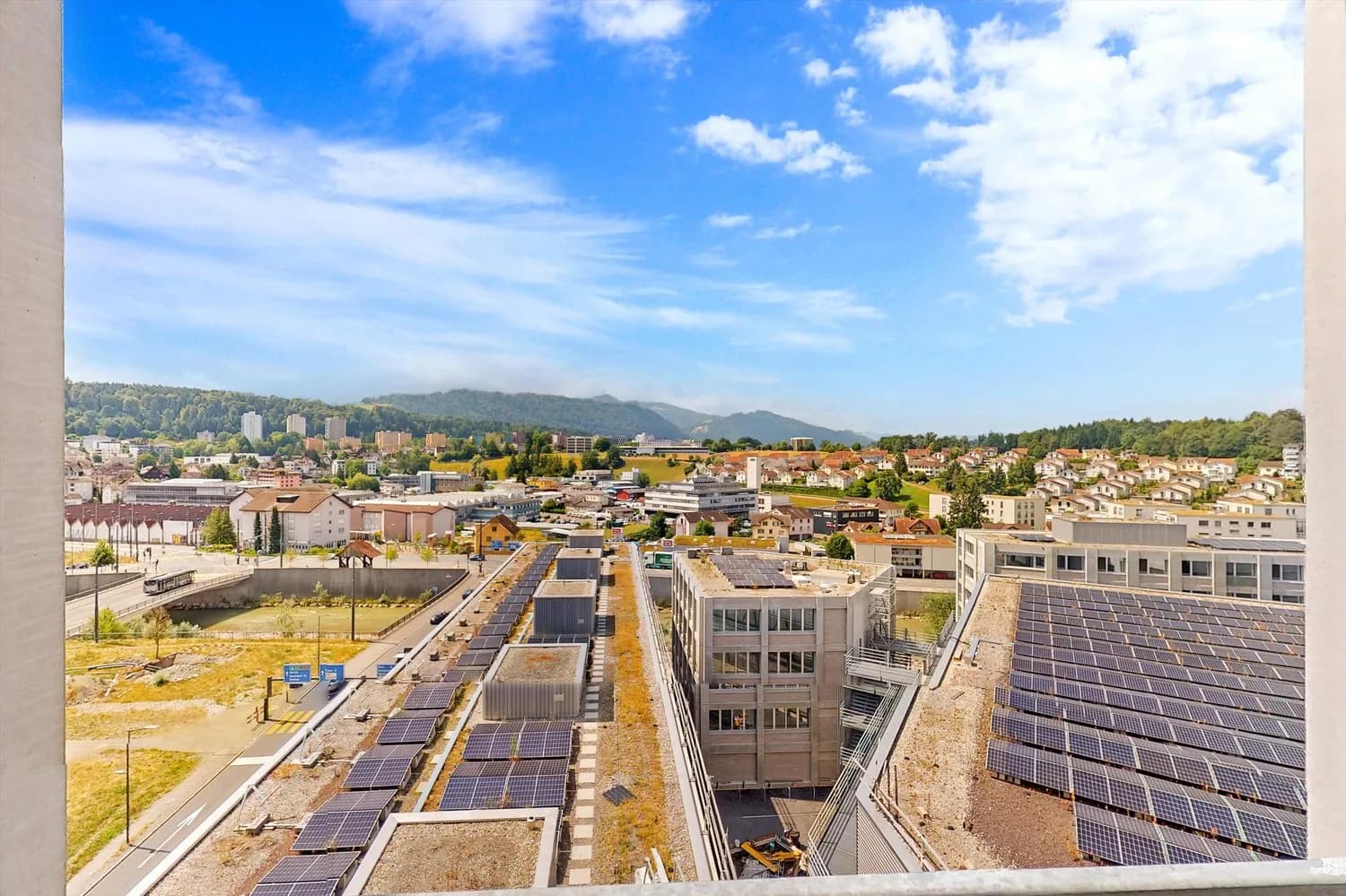 Fitness, Kino, Bowling, Läden und Restaurants – alles inhouse