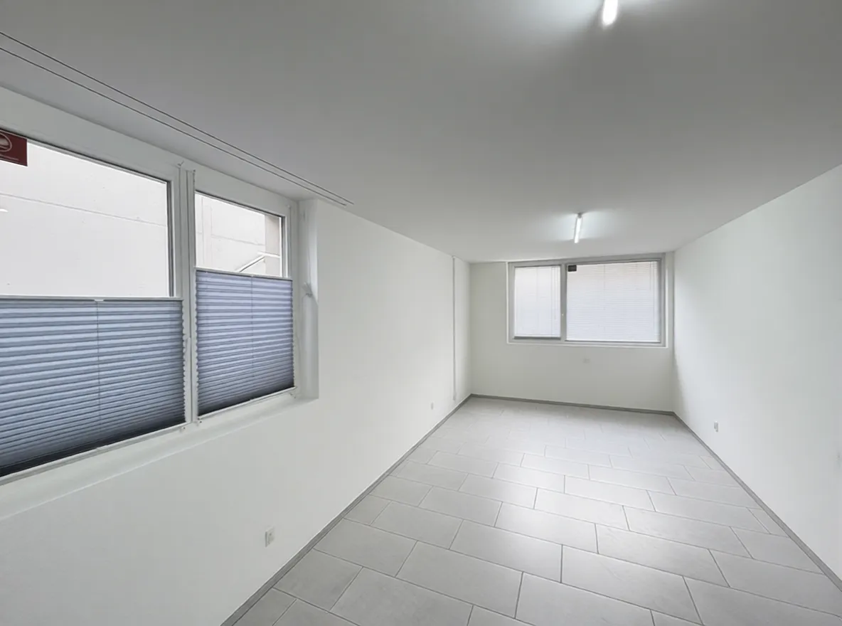 Grosse 2.5-Zimmer-Souterrainwohnung mit viel Potenzial in Menziken