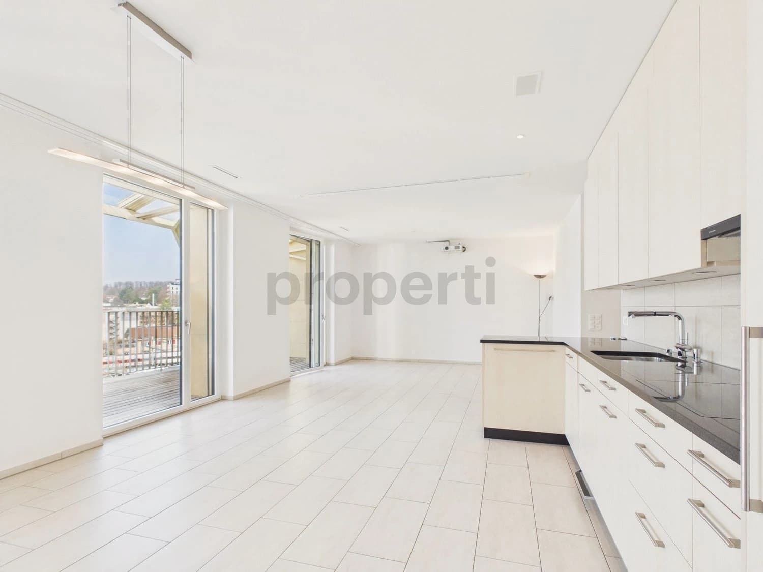 Moderne Attikawohnung mit Terrassen in zentraler Lage in Winterthur