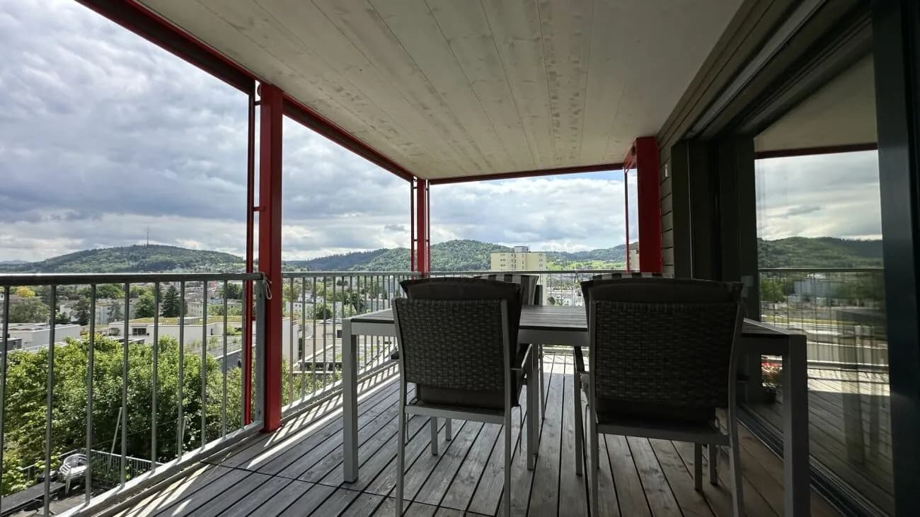 SONNENVERWÖHNT MIT WEITBLICK