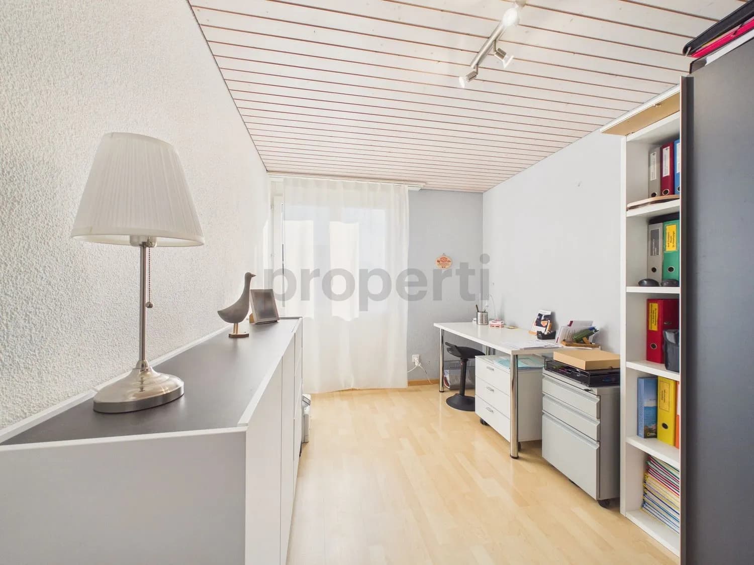 Helle 5.5-Zimmer-Maisonette-Eigentumswohnung mit Galerie in Emmen, Kanton Luzern