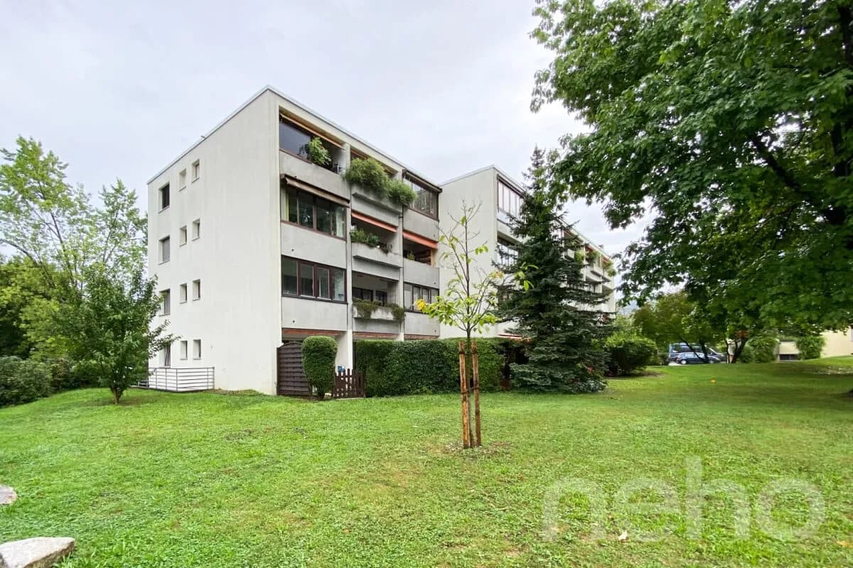 Maisonettewohnung mit 2 Balkonen, Garage und Aussicht ins Grüne