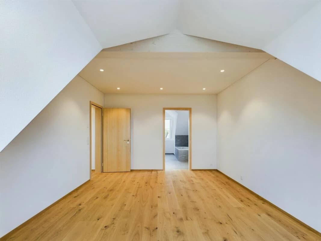 Moderne 4.5-Zimmerwohnung Dachgeschoss mit Weitblick