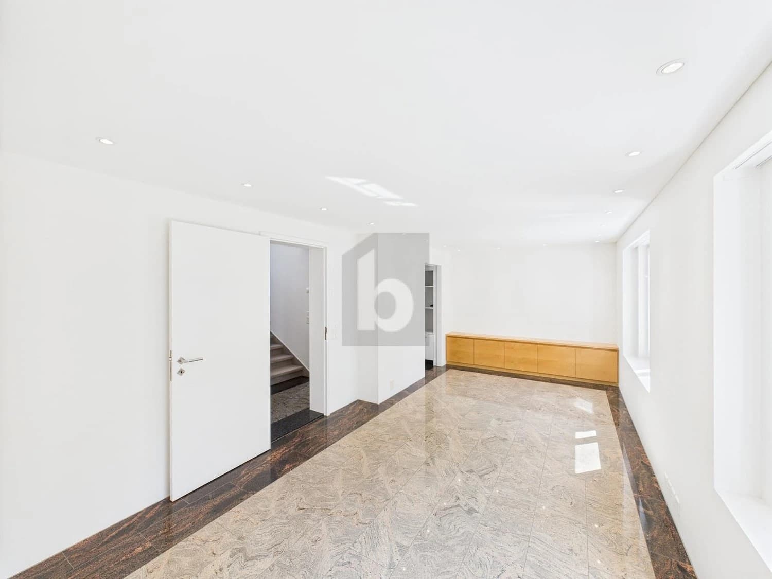 MODERNES DESIGN UND RAUM FÜR KREATIVITÄT