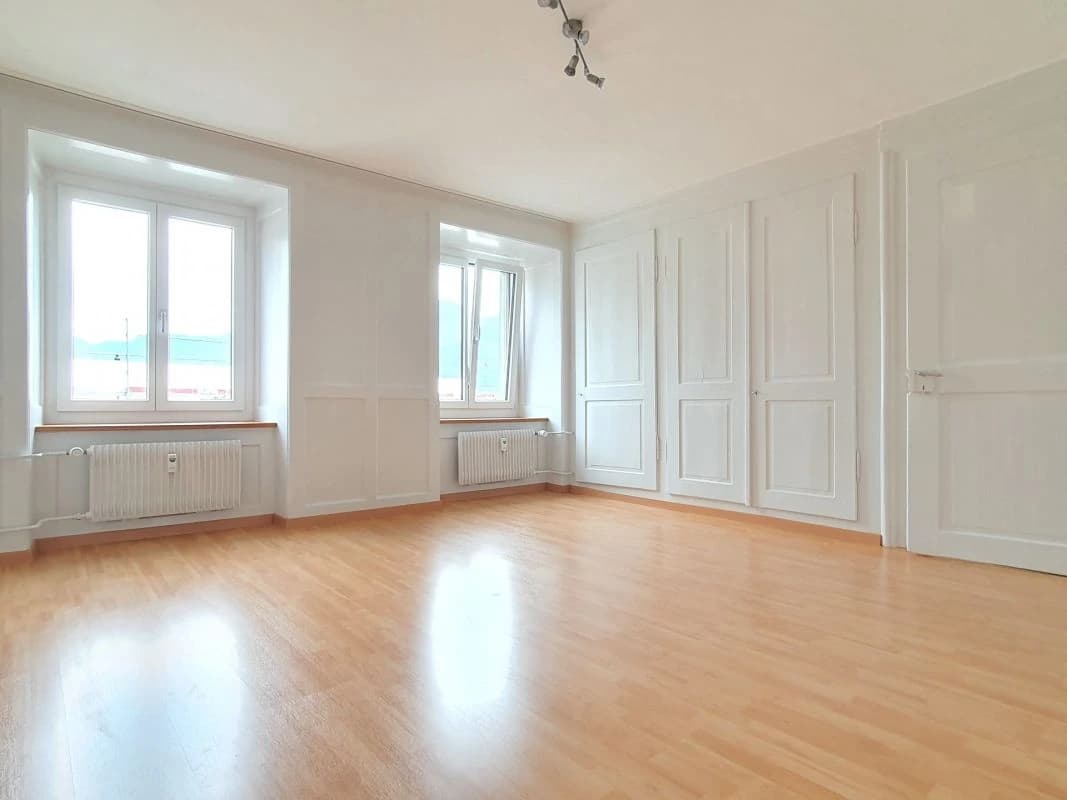 preisgünstige und gut erhaltene 3.0-Zimmerwohnung mit traumhafter Aussicht