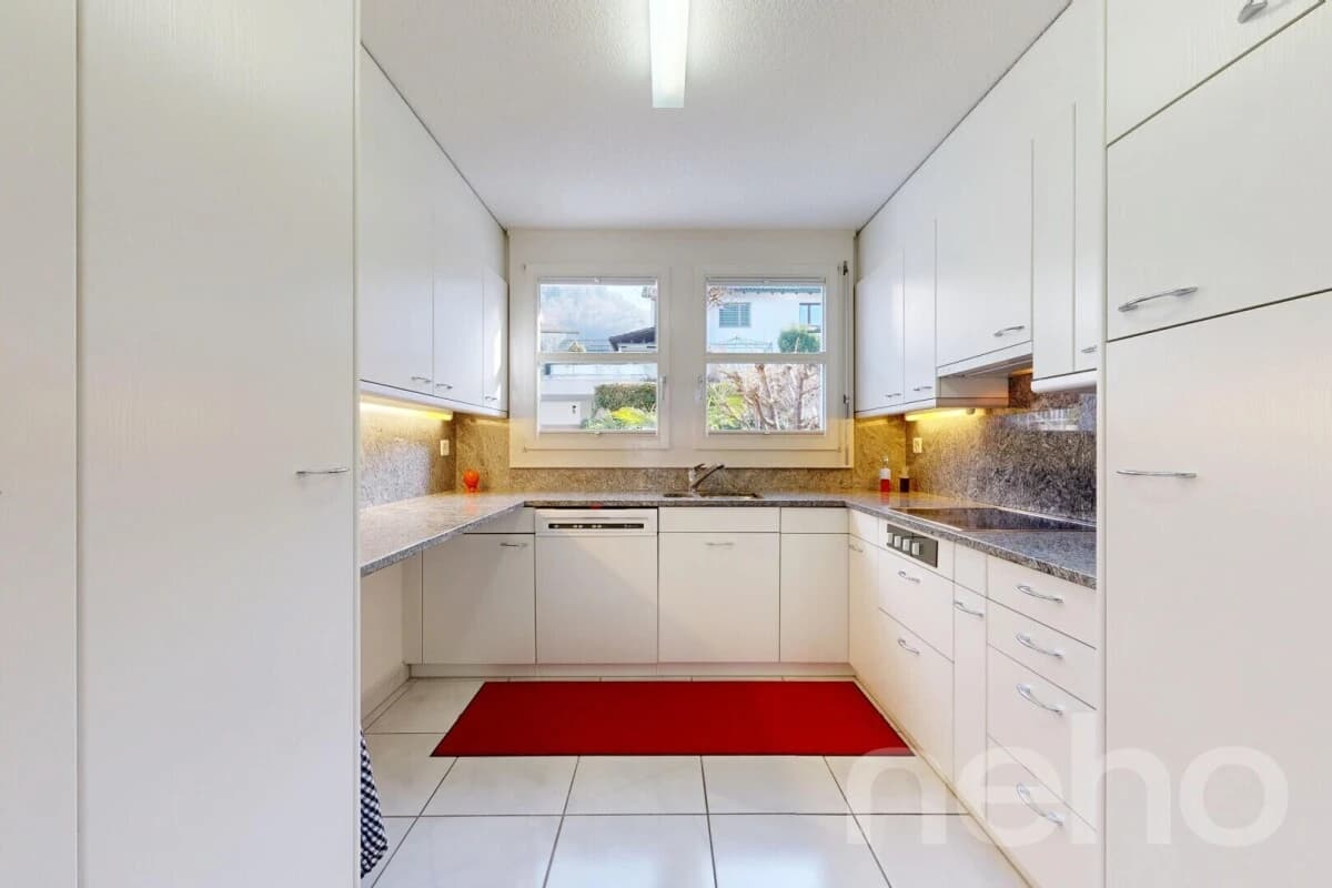 Gepflegtes 5.5-Zimmer-Reihenmittelhaus in Stallikon