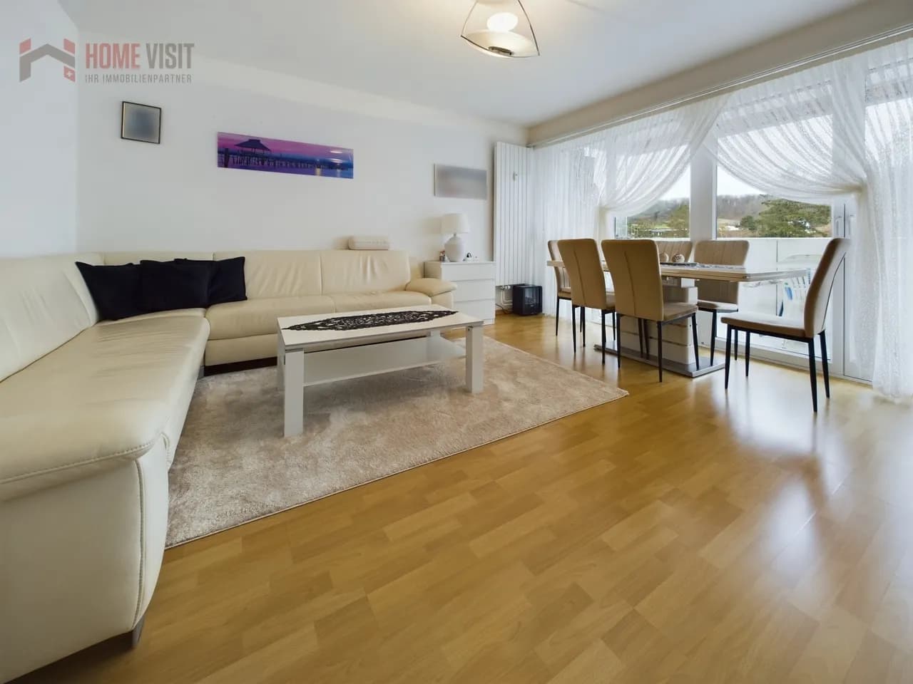 Wohnen mit Weitsicht - 4.5-Zi.-Wohnung mit sonnigem Balkon in Therwil