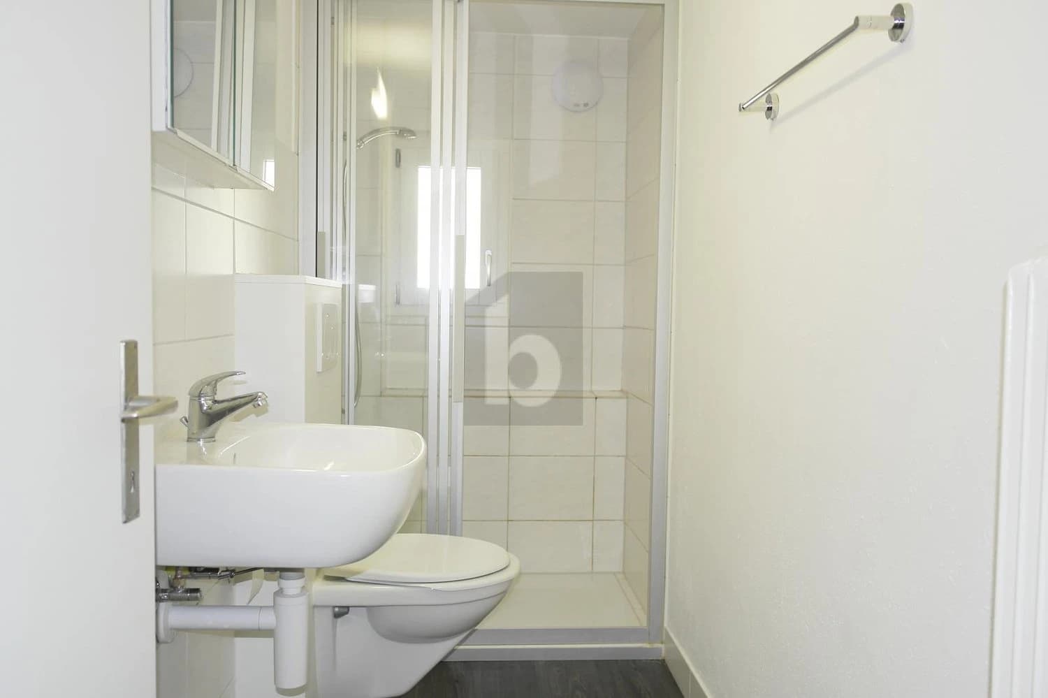 RENOVIERT MIT CHARME UND LOGGIA