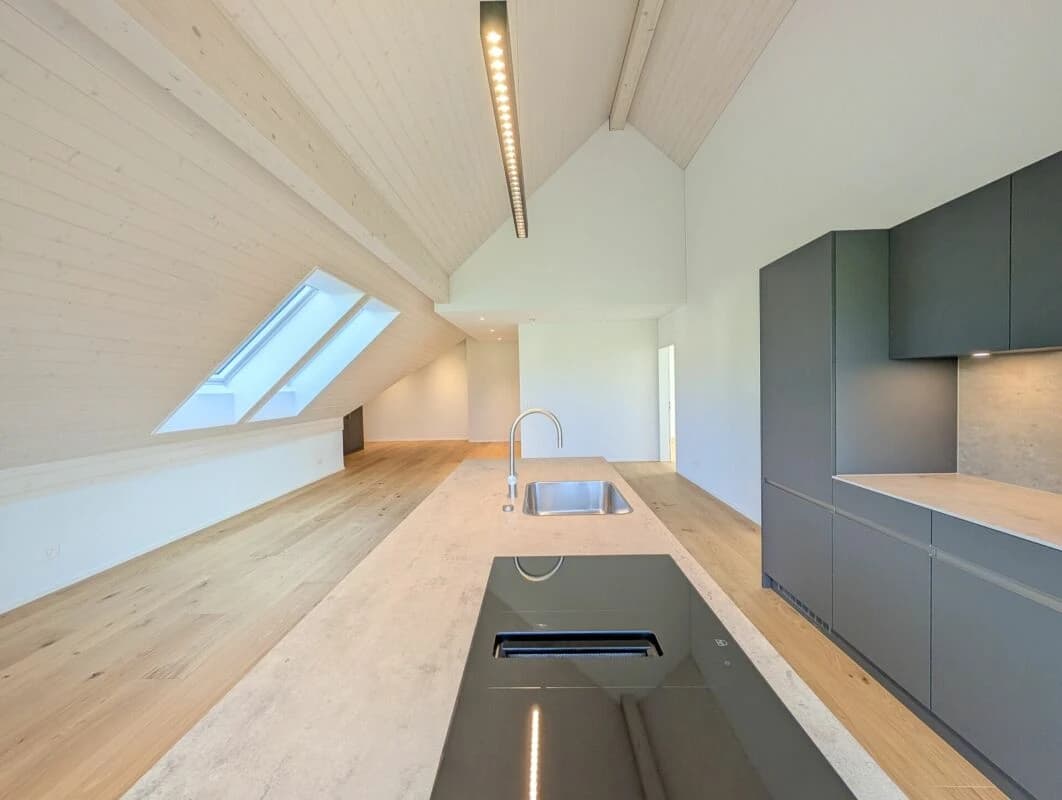 Unverbaubare Sicht in die Landwirtschaftszone und den Uetliberg garantiert!