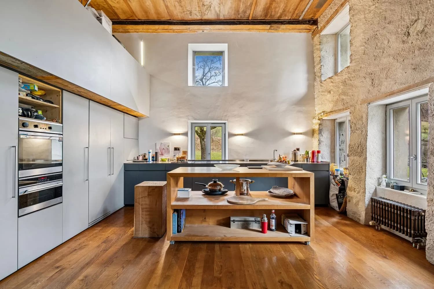 Charmantes 5.5-Zi.-Doppeleinfamilienhaus in Küttigen